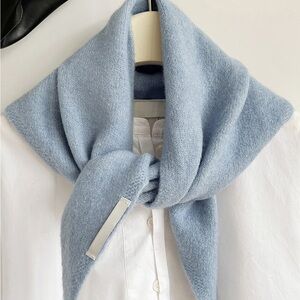 Cashmere Elegant triangle Blue Women's Scarf